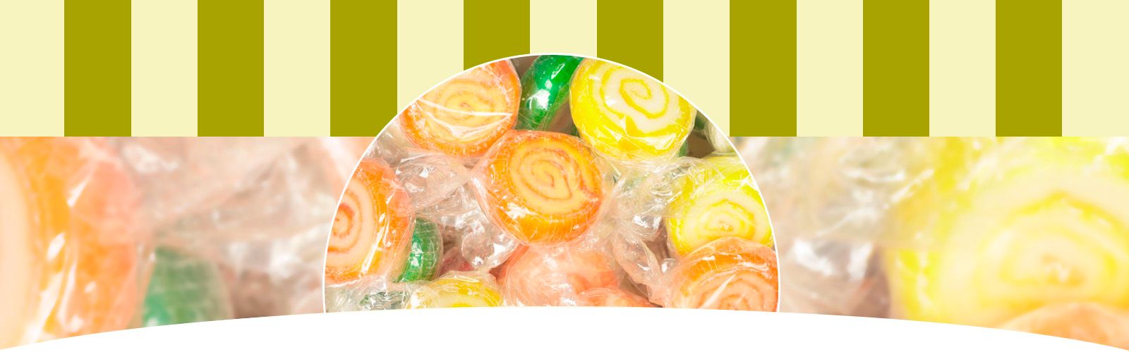 Confitería La Industrial dulces con fondo de rayas